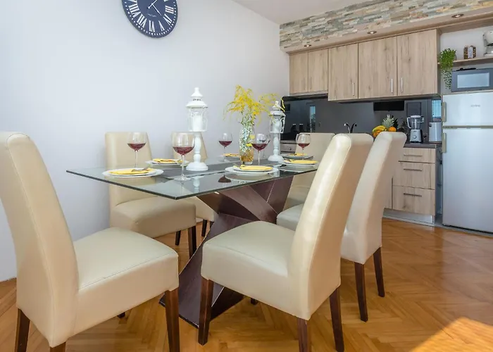 Apartamento Lovely In With Wifi Vir